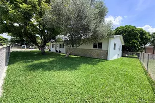 5101 SW 127th Pl, Miami, FL 33175 - Photo 1
