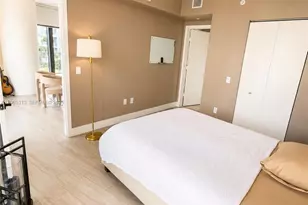 121 NE 34th St, Miami, FL 33137 - Photo 7