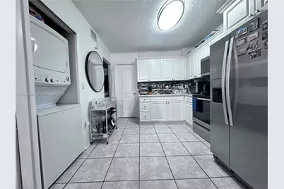 4689 NW 9th St #109, Miami, FL 33126 - Photo 3