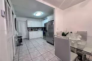 4689 NW 9th St, Miami, FL 33126 - Photo 17