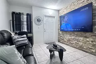 4689 NW 9th St, Miami, FL 33126 - Photo 5