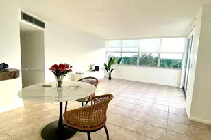 1300 NE Miami Gardens Dr, Miami, FL 33179 - Photo 7