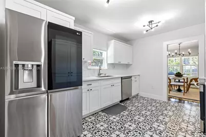 7121 SW 63rd Ave, South Miami, FL 33143 - Photo 11