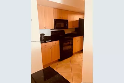 6917 Collins Ave #912, Miami Beach, FL 33141 - Photo 3