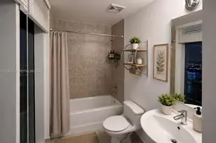 60 SW 13th St, Miami, FL 33130 - Photo 11
