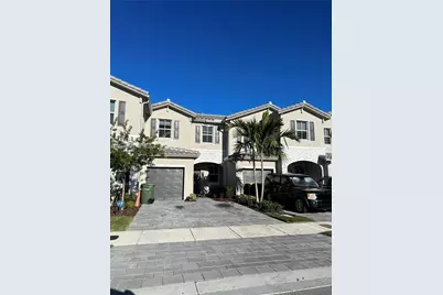 1211 SE 27th Ter, Homestead, FL 33035 - Photo 1