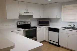 14911 SW 80th St, Miami, FL 33193 - Photo 3