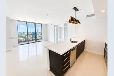 90 SW 3rd St #3106, Miami, FL 33130 - Photo 1