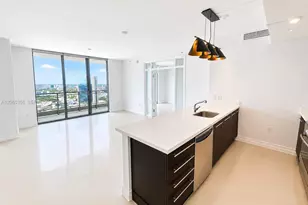 90 SW 3rd St, Miami, FL 33130 - Photo 1