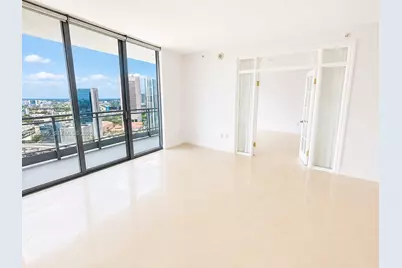 90 SW 3rd St #3106, Miami, FL 33130 - Photo 3