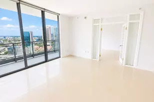 90 SW 3rd St, Miami, FL 33130 - Photo 3