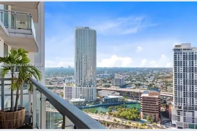 90 SW 3rd St #3106, Miami, FL 33130 - Photo 13