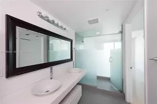 92 SW 3rd St, Miami, FL 33130 - Photo 13
