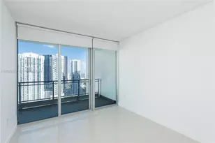 92 SW 3rd St, Miami, FL 33130 - Photo 15