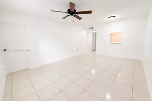 4384 NW 9th Ave, Deerfield Beach, FL 33064 - Photo 3