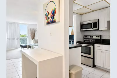 2841 NE 163rd St #608, North Miami Beach, FL 33160 - Photo 3