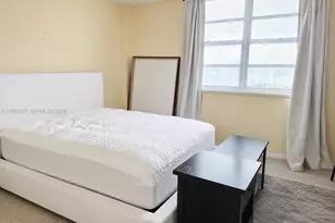2841 NE 163rd St, North Miami Beach, FL 33160 - Photo 17