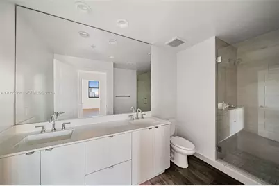 555 NE 8th St #1801, Fort Lauderdale, FL 33304 - Photo 21