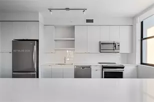 555 NE 8th St, Fort Lauderdale, FL 33304 - Photo 11