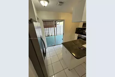 920 NW 78th Ave #9B, Miami, FL 33126 - Photo 5