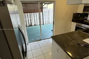 920 NW 78th Ave, Miami, FL 33126 - Photo 5