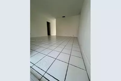4250 NW 3rd St #4250, Miami, FL 33126 - Photo 11