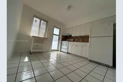 4250 NW 3rd St #4250, Miami, FL 33126 - Photo 7