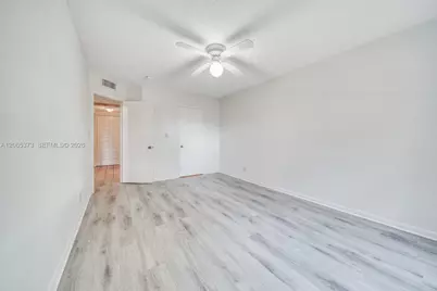 8290 Lake Dr #236, Doral, FL 33166 - Photo 11
