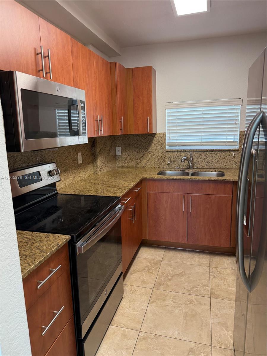 11 Antilla Ave #B - 11 Antilla Ave #B, Coral Gables, FL 33134 Luxury Property | Jose Angel Pina