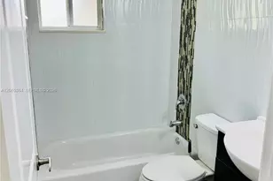 6625 Winfield Blvd, Margate, FL 33063 - Photo 17