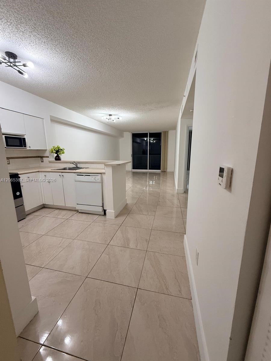 5091 NW 7th St #1009 - 5091 NW 7th St #1009, Miami, FL 33126 Luxury Property | Jose Angel Pina