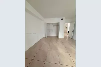 5091 NW 7th St #1009, Miami, FL 33126 - Photo 9
