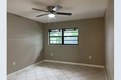 1250 Lincoln Rd #306, Miami Beach, FL 33139 - Photo 7