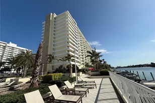 5600 Collins Ave, Miami Beach, FL 33140 - Photo 23