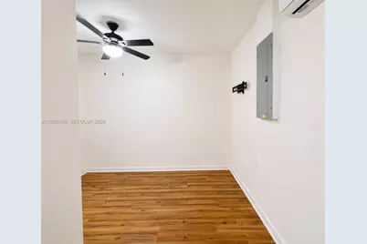 19631 NW 57th Pl, Hialeah, FL 33015 - Photo 3