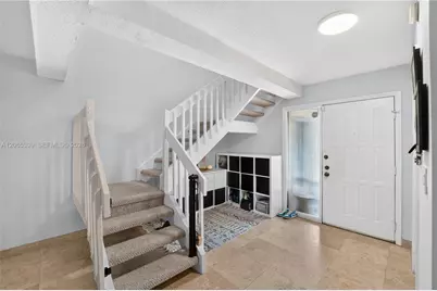 8703 Cleary Blvd, Plantation, FL 33324 - Photo 17