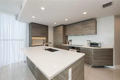 650 NE 32nd St #1501, Miami, FL 33137 - Photo 7