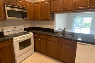 4291 NW 9th Ave, Deerfield Beach, FL 33064 - Photo 3
