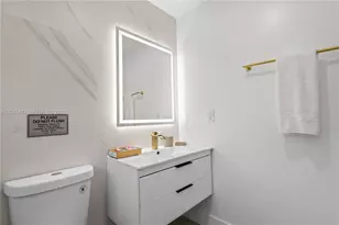 1042 NW 13th St, Fort Lauderdale, FL 33311 - Photo 25