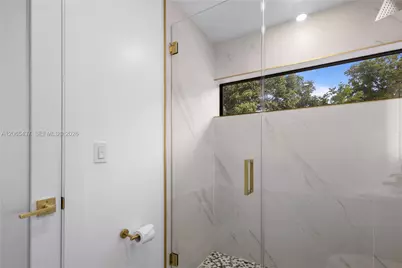1042 NW 13th St, Fort Lauderdale, FL 33311 - Photo 29