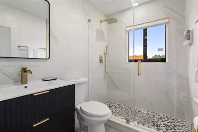 1042 NW 13th St, Fort Lauderdale, FL 33311 - Photo 23
