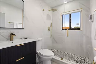 1042 NW 13th St, Fort Lauderdale, FL 33311 - Photo 23