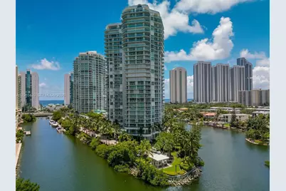 16400 Collins, Sunny Isles Beach, FL 33160 - Photo 3