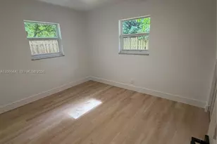 110 NE 17th Ct, Pompano Beach, FL 33060 - Photo 19