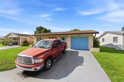 4916 NW 55th Ct, Tamarac, FL 33319 - Photo 13