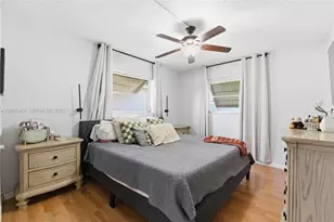 4916 NW 55th Ct, Tamarac, FL 33319 - Photo 9