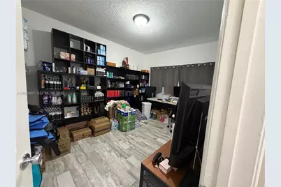[Address not provided], Miami Lakes, FL 33018 - Photo 21