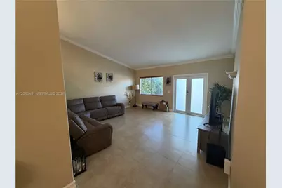 [Address not provided], Miami Lakes, FL 33018 - Photo 5