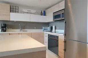 16385 Biscayne Blvd, North Miami Beach, FL 33160 - Photo 5