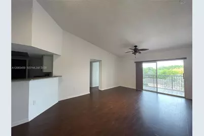 5025 Wiles Rd #303, Coconut Creek, FL 33073 - Photo 5